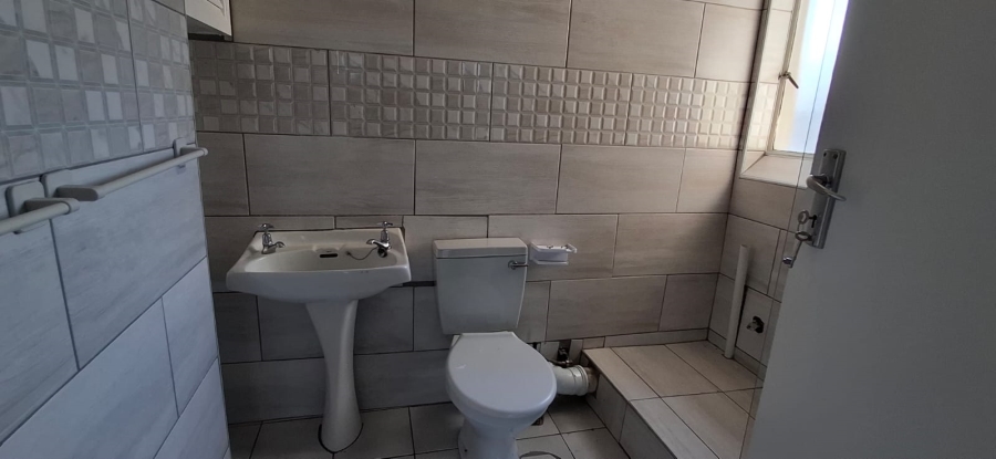 3 Bedroom Property for Sale in Southernwood Eastern Cape